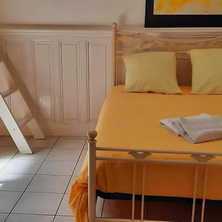 D'artiste Comprenant 2 Avec Salles De Bain Privatives Semesterbostad